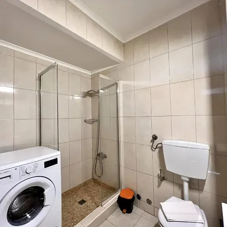 & Ocean View 1 By Homing Apartment *
