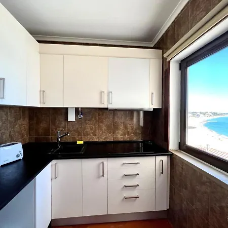 & Ocean View 1 By Homing Apartment